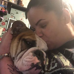 Meet your Posher, April